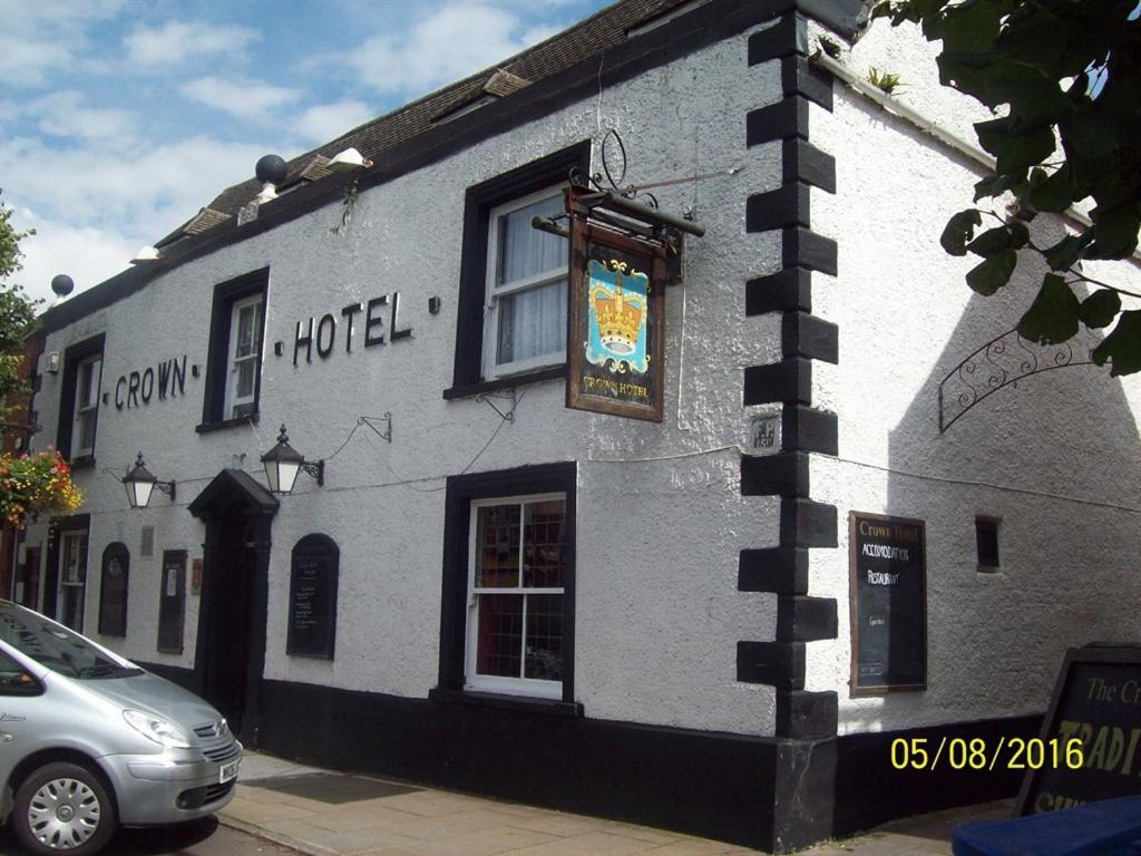 The Crown Hotel Swindon Kültér fotó