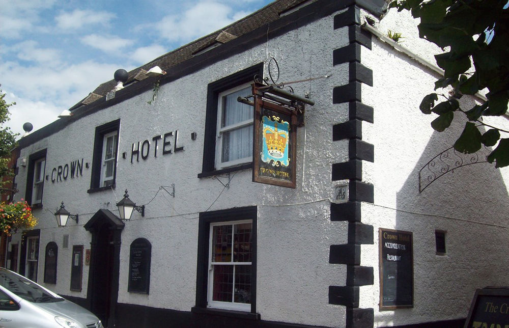 The Crown Hotel Swindon Kültér fotó